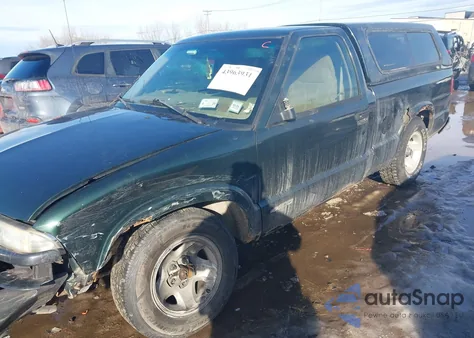 2001 Chevrolet S-10 from USA, damaged, VIN 1GCCS14W618224226
